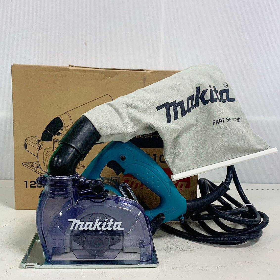 MAKITA マキタ 125ｍｍ　防じんカッタ　 4100KB