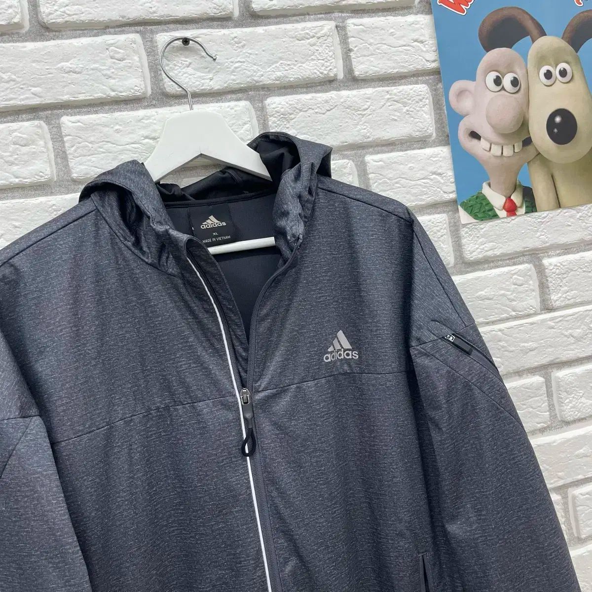 アディダス ハイブリッド テック フードジャケット - XL 105