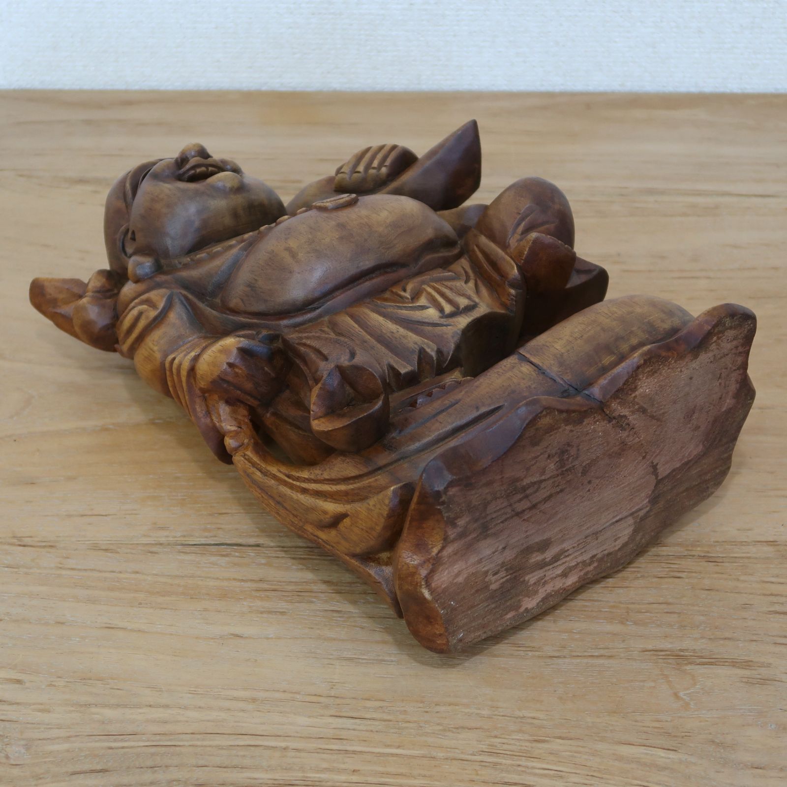布袋さんの木彫り 立像 木製 スワール無垢材 30cm 七福神 布袋尊