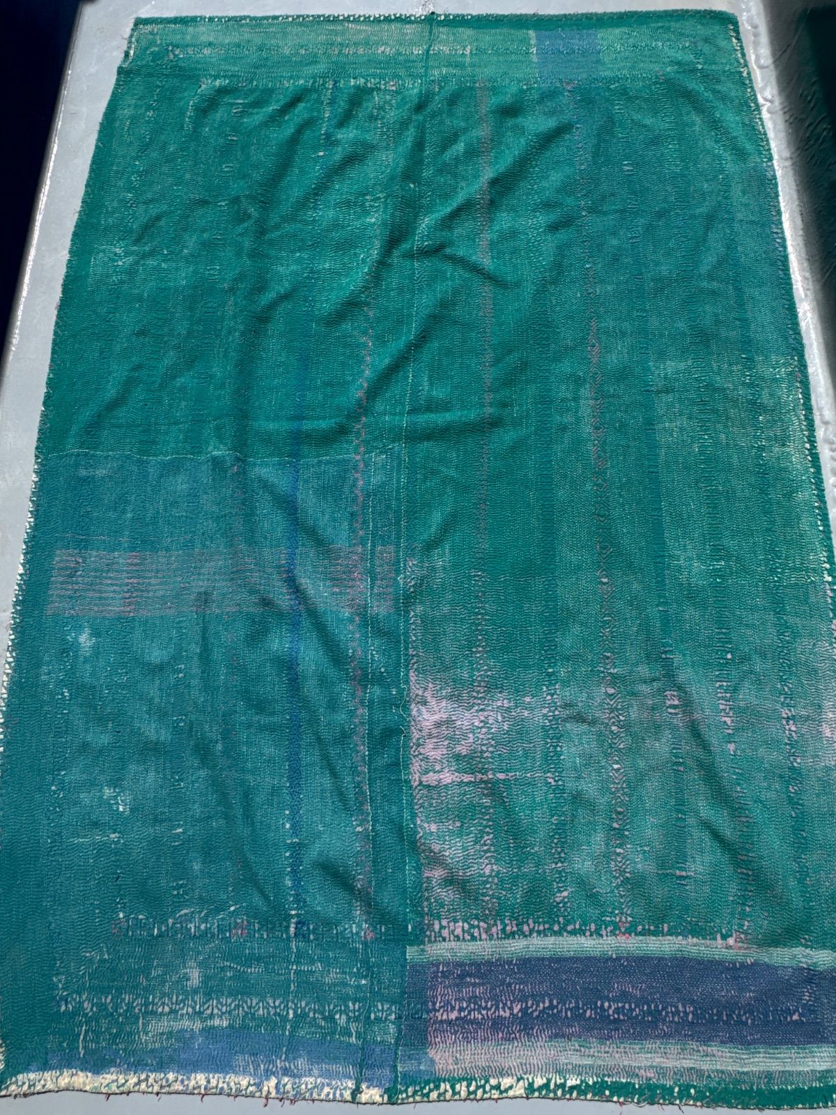 G053 8 グドゥリー ラリーキルト マルチカバー ボロ BORO 刺し子 グドゥリー 手縫い ハンドメイド インド ラグ マット ソファーカバー 一点物 マルチマット 刺子 古布