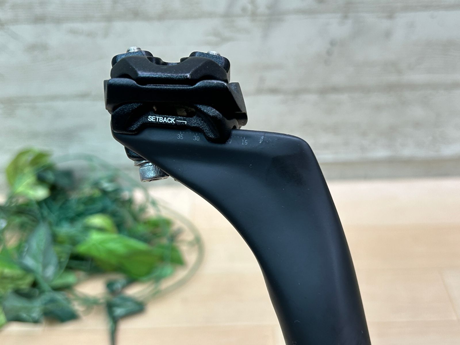 テルスポ イチ推し!! 上品!! CANYON S13 VCLS CF SEATPOST 27.2mm キャニオン カーボンシートポスト ロード ミニベロ クロス ピスト MTB 同梱発送承り中!! M-1489 BILLOVLOGS_CO_UK