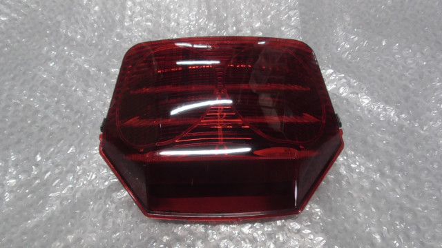 CB400SF VTEC NC39 の テールライト LED 1745388205