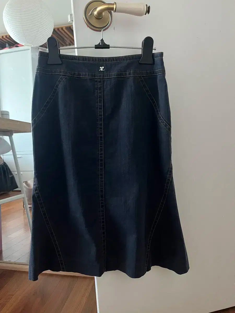 courreges ミディ スカート