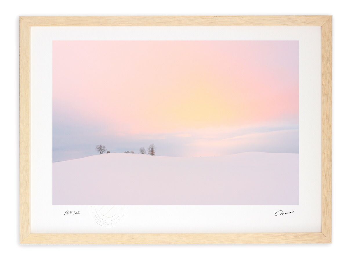 アートフォト 絵画 あたたかい雪 上富良野町 高橋真澄 インテリア 額入り アートパネル リビング 玄関 プレゼント モダン アートフレーム Mサイズ おしゃれ 壁掛け 絵
