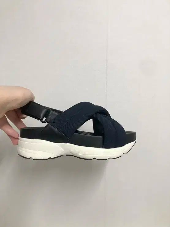 230 サイズ スローガン 正規品 エックス ストラップ サンダル KIN-KAAI_COM