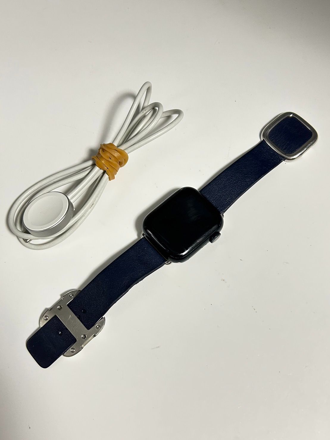 Apple Watch Series 8 (GPSモデル) - 41mm - メルカリ