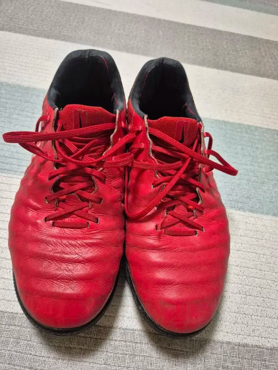 値段交渉次第 新品 NIKE ティエンポ プロキシモ NIKE ナイキ ティエンポ X プロキシモIC(ブラック×ホワイト