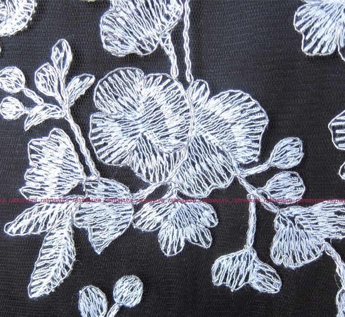 TADASHI SHOJI花刺繍ジャージーフレアワンピース黒白メタリックP  