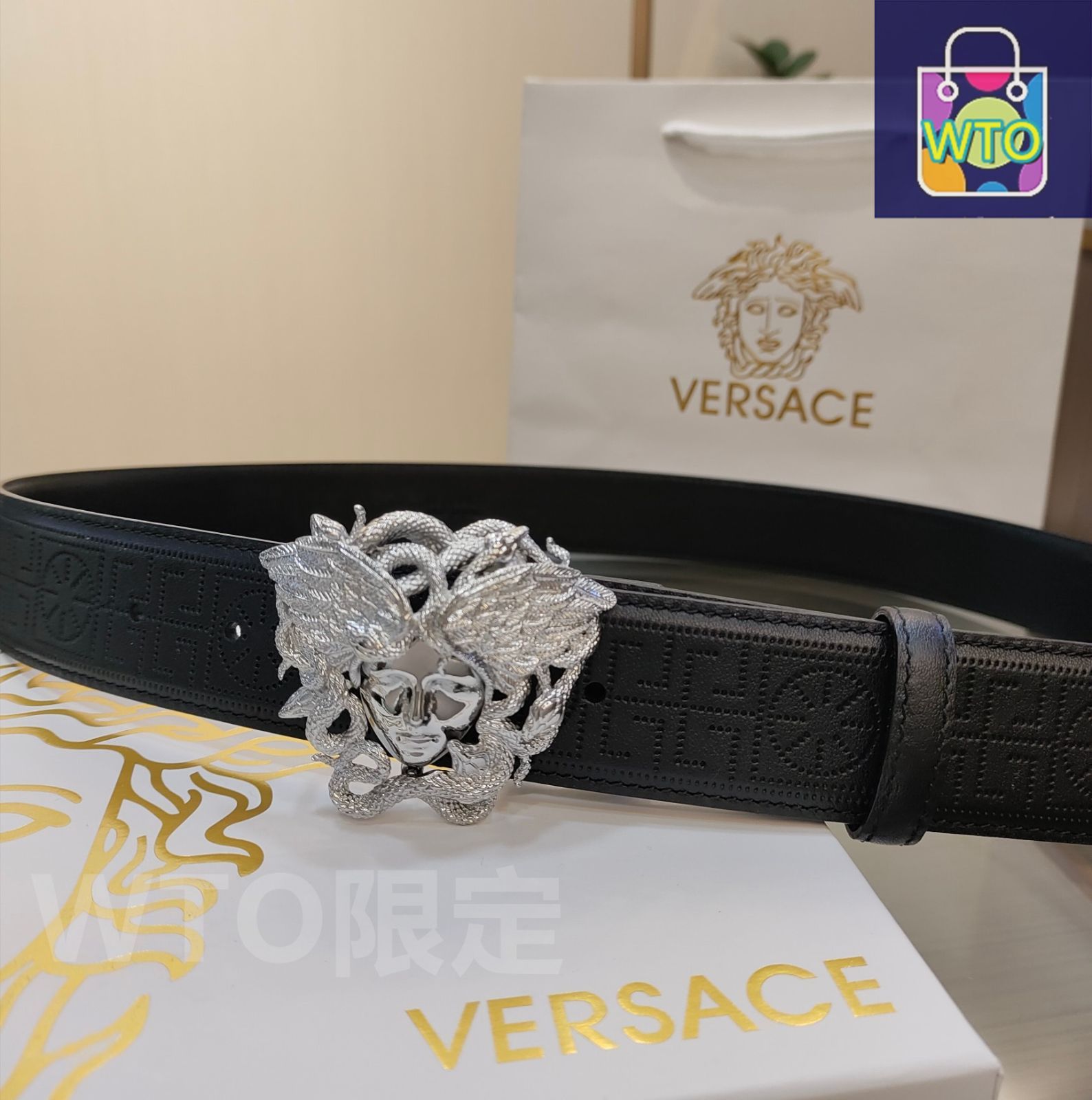 今日WTO】VERSACE ヴェルサーチ レザーベルト-1-PE77 - メルカリ