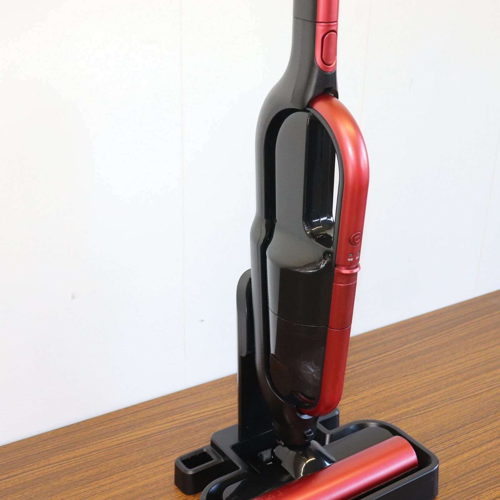 TOSHIBA VC-WL100(R) コードレス 充電式 クリーナー 掃除機