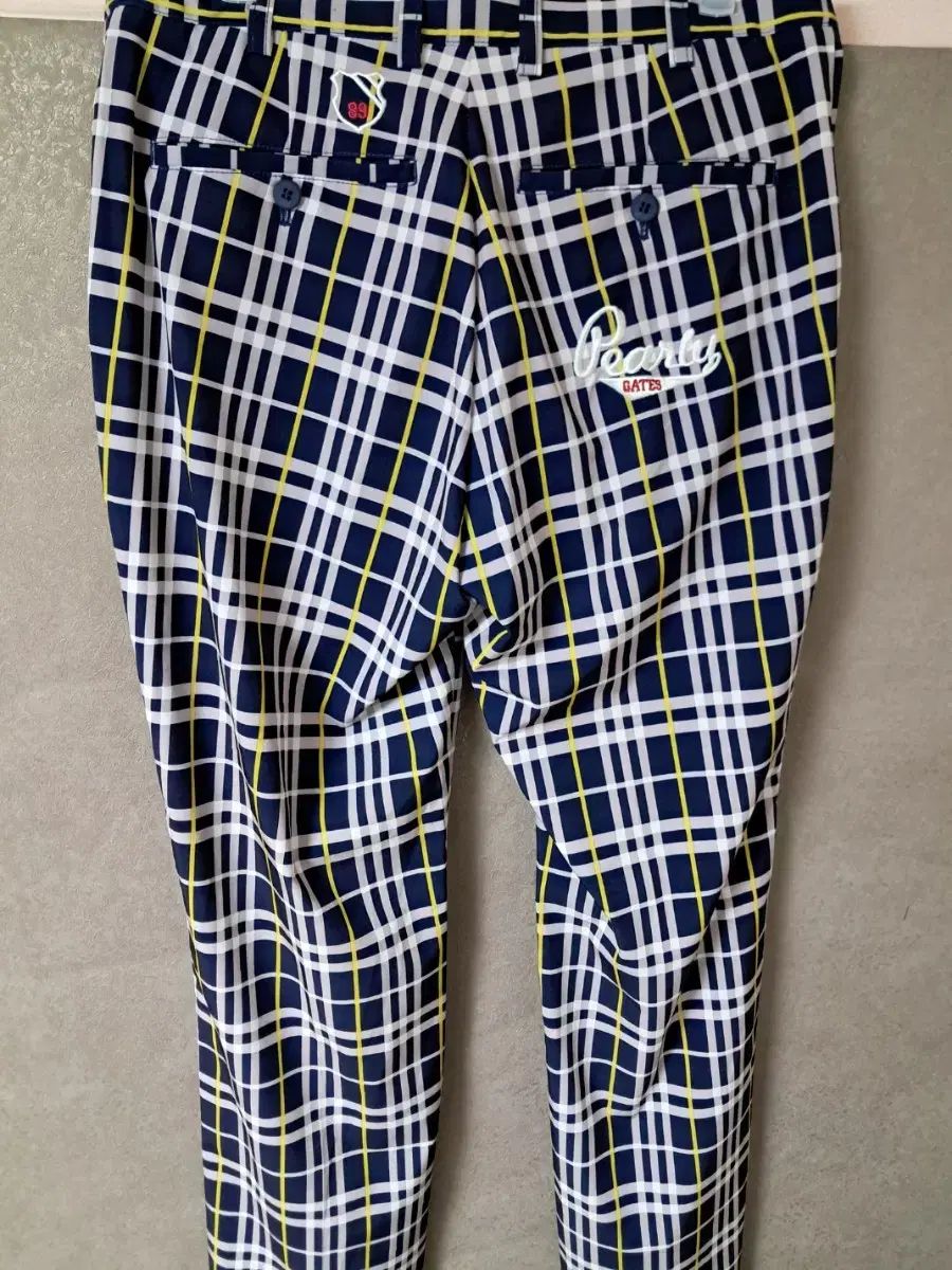PEARLY GATES パーリーゲイツ チェック柄 ゴルフパンツ 美品 PEARLY GATES パーリーゲイツ チェックパンツ ゴルフ 5 M