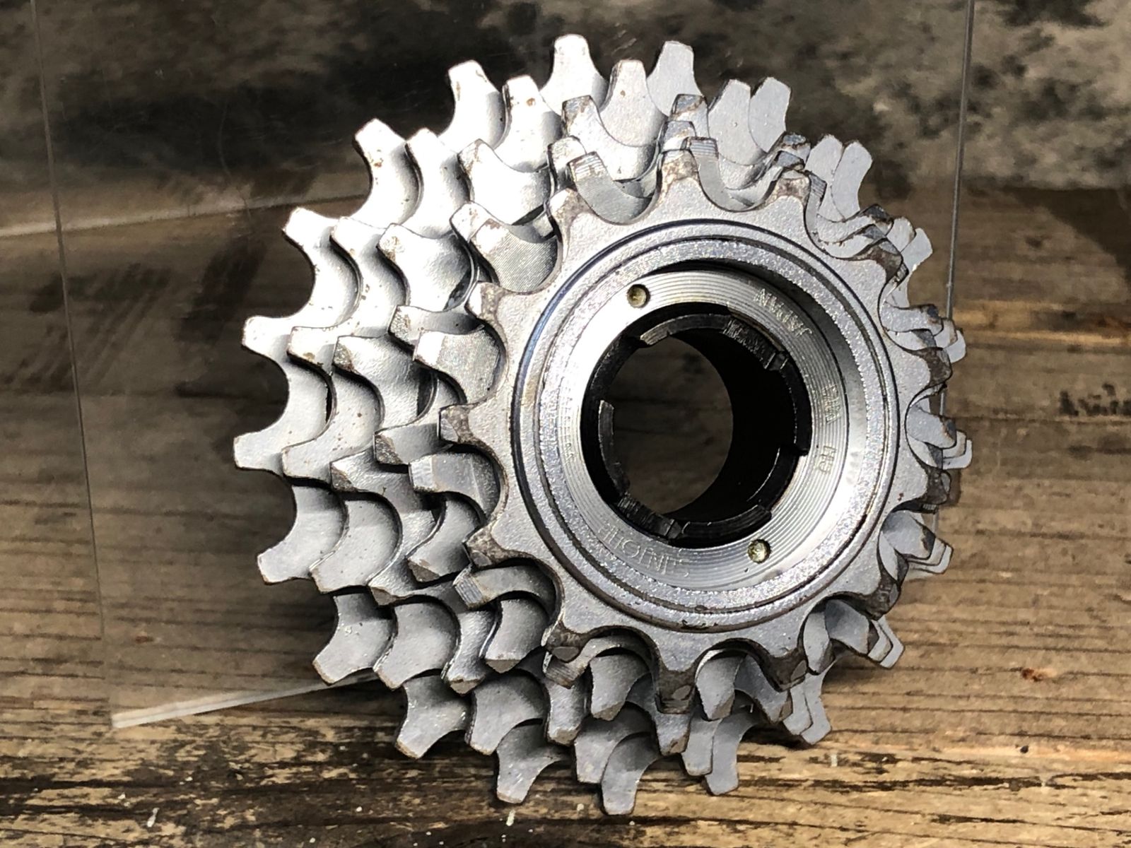 SUNTOUR 「サンツアー」 WINNER PRO 13-24T ボスフリー スプロケット