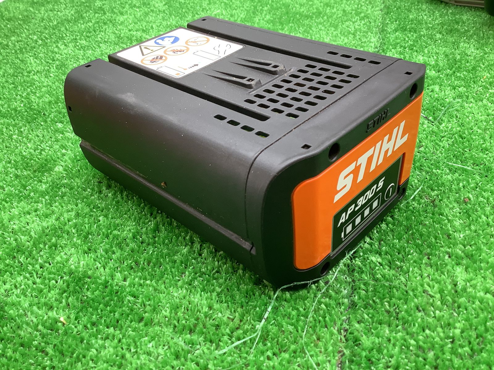 領収書発行可】☆STIHL/スチール バッテリーチェンソー MSA 161T + 