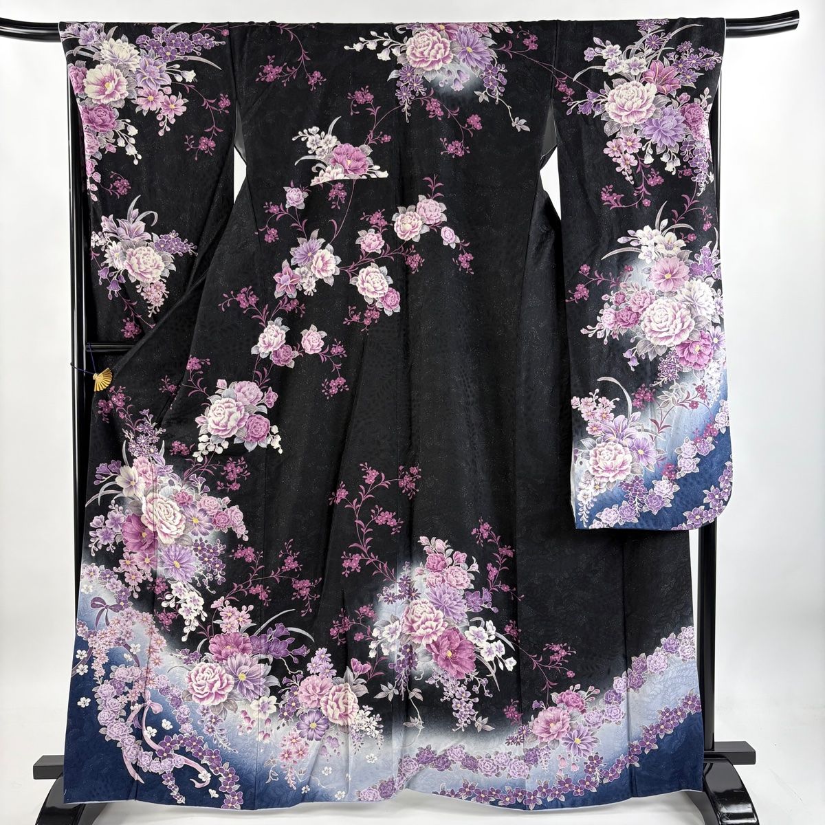 振袖 身丈165cm 裄丈68.5cm L 袷 草花 リボン 銀通し 刺繍 黒 正絹 名品 【】