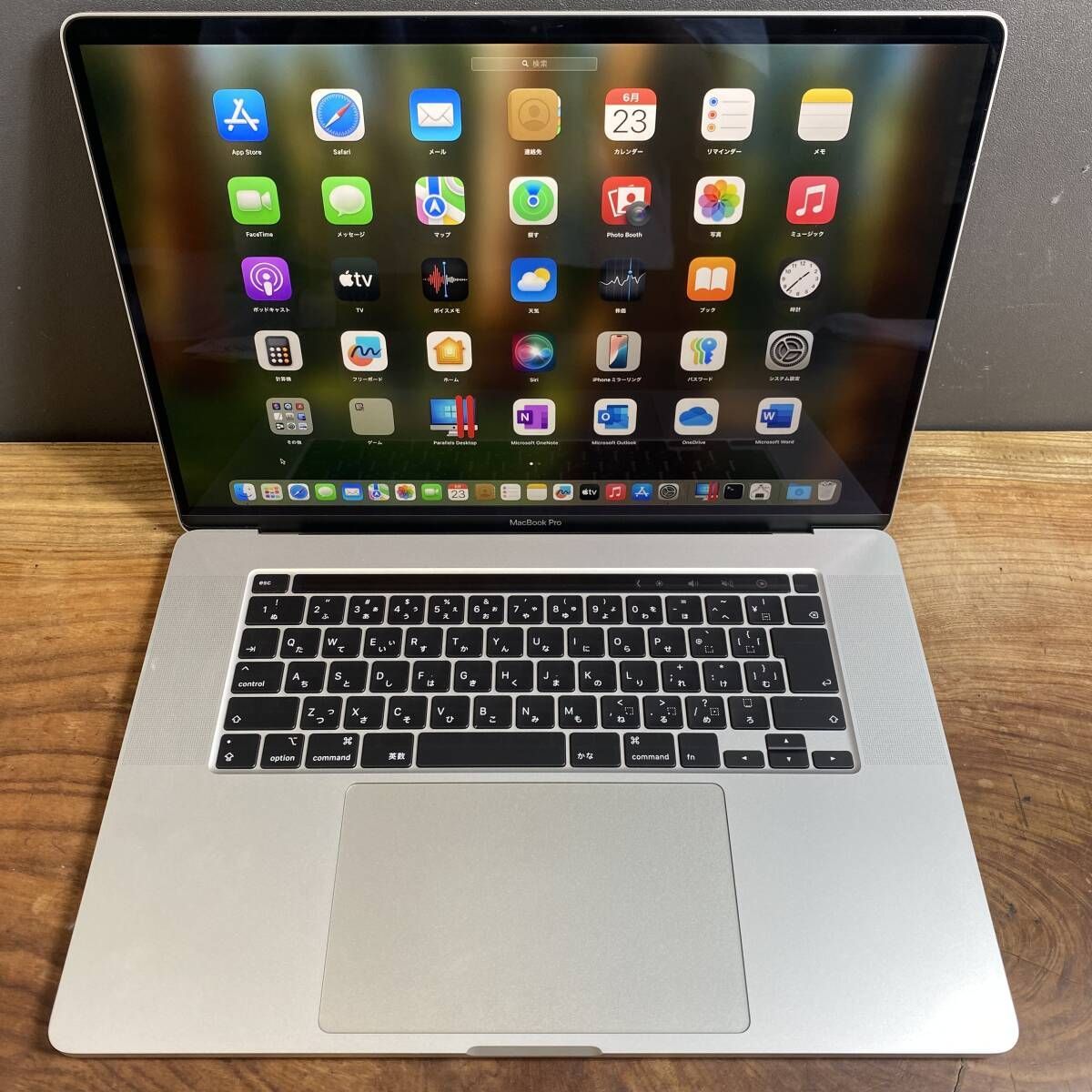 GPU搭載/極美品］Apple MacBook Pro 16inch 2019/Core i9 2.4GHz