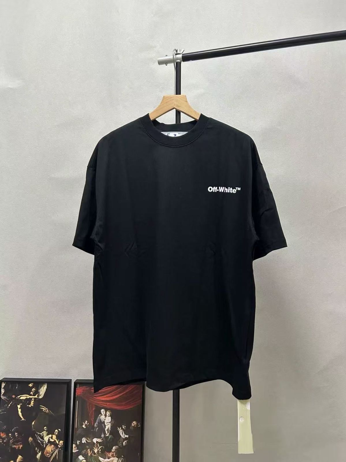 ブラック Tシャツ