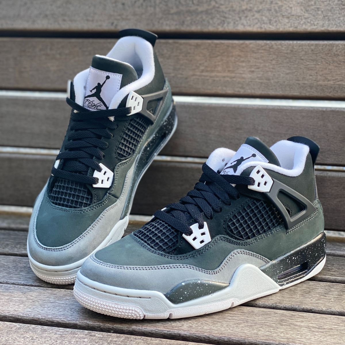 NIKE ナイキ AIR JORDAN4 RETRO エアジョーダン4 レトロ FEAR PACK