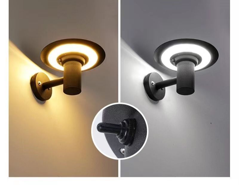 ガラス製ペンダントライト 3灯吊り下げ式 KOIZUMI APE610017