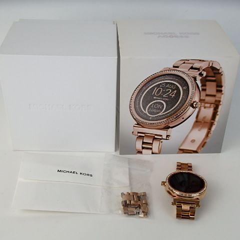 新品！マイケルコース ☆ 腕時計 スマートウォッチ MKT5002 ゴールド マイケルコース/Michael Kors/腕時計/レディース/BRADSHAW