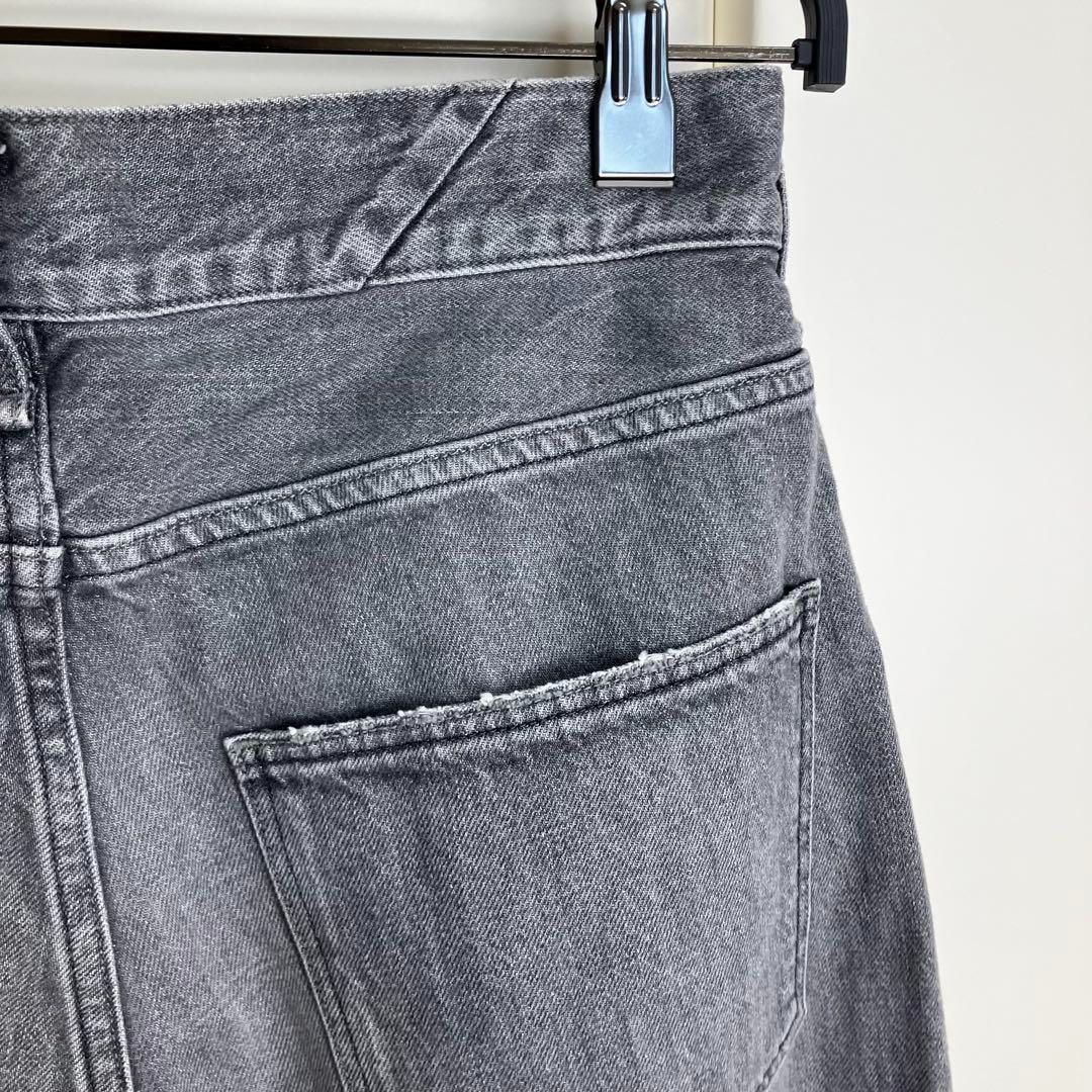 conte アッパーハイツ　デニム　24 辺見えみり アローズ　drawer 試着のみ】辺見えみりconte 別注デニム アッパーハイツ - メルカリ