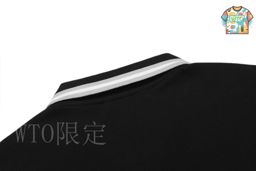PRADA ポロシャツ　ブラック　美品 今日特価】PRADA 2025 ユニセックス ポロシャツ-3 - メルカリ