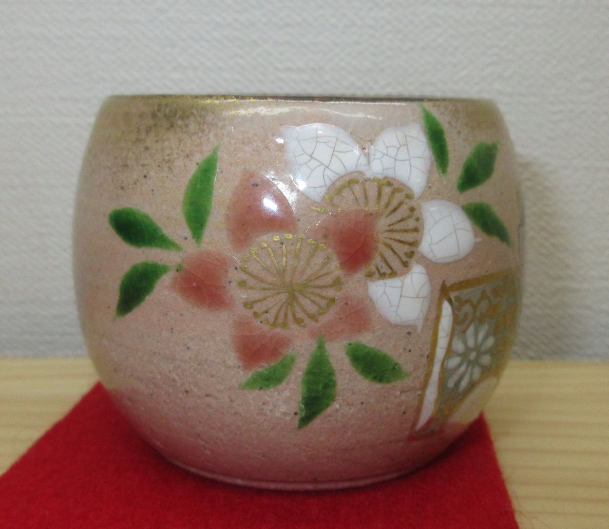 逢絢亭・新品】茶道具 蓋置 京焼 乾山 内裏雛の図 壱休窯 共箱入り
