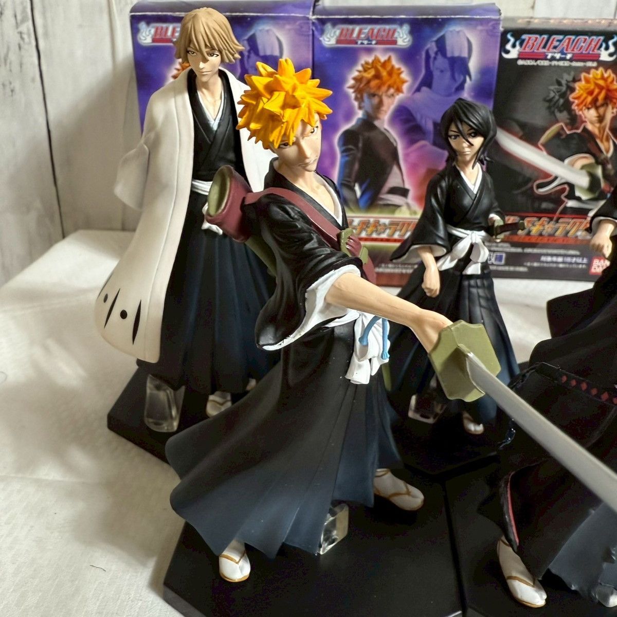 BLEACH フィギュアセット 値下げ交渉歓迎] BLEACH フィギュアセット 一護 ルキア 日番谷