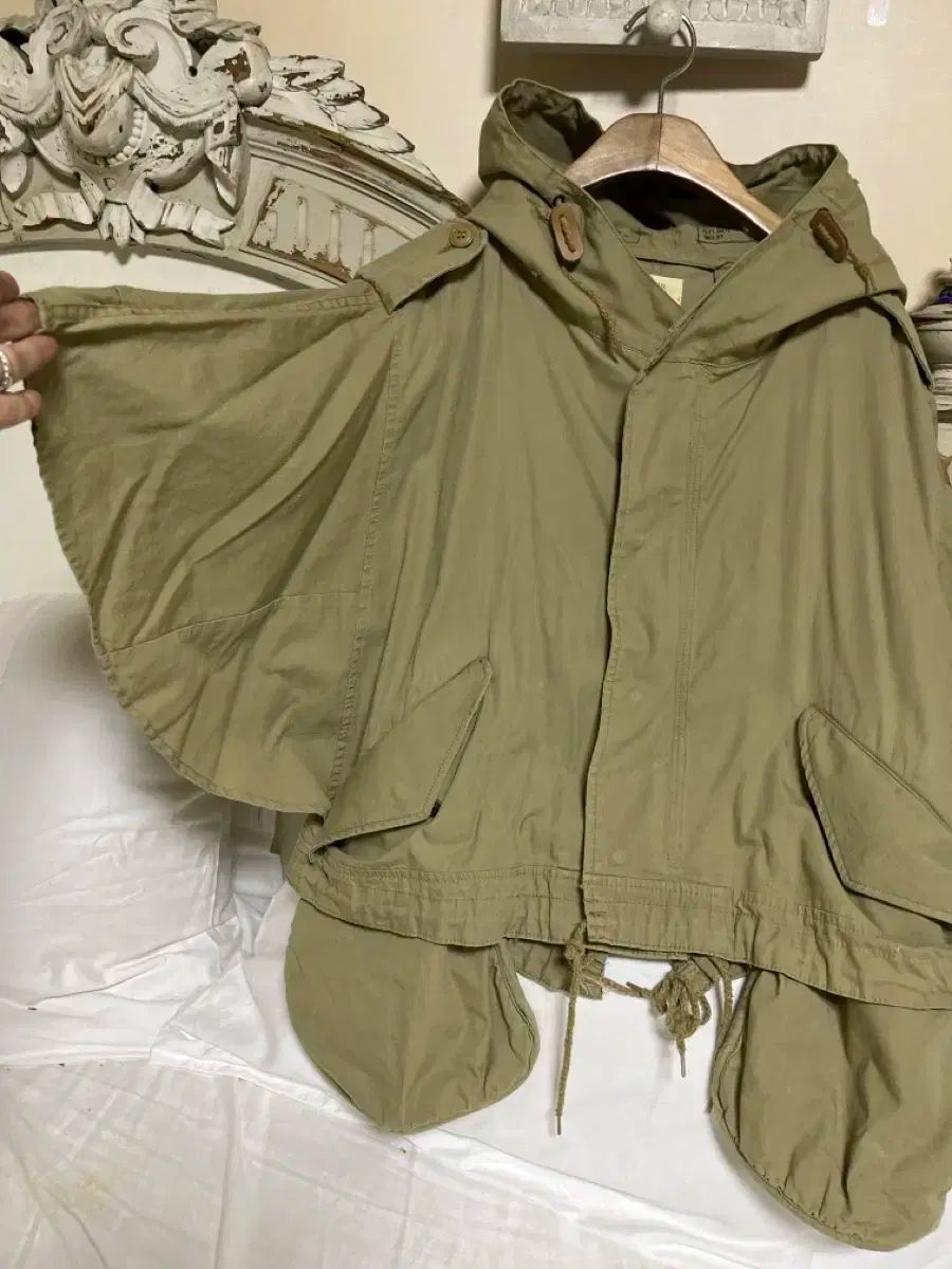 ジャーナルスタンダードフーデッドアウター