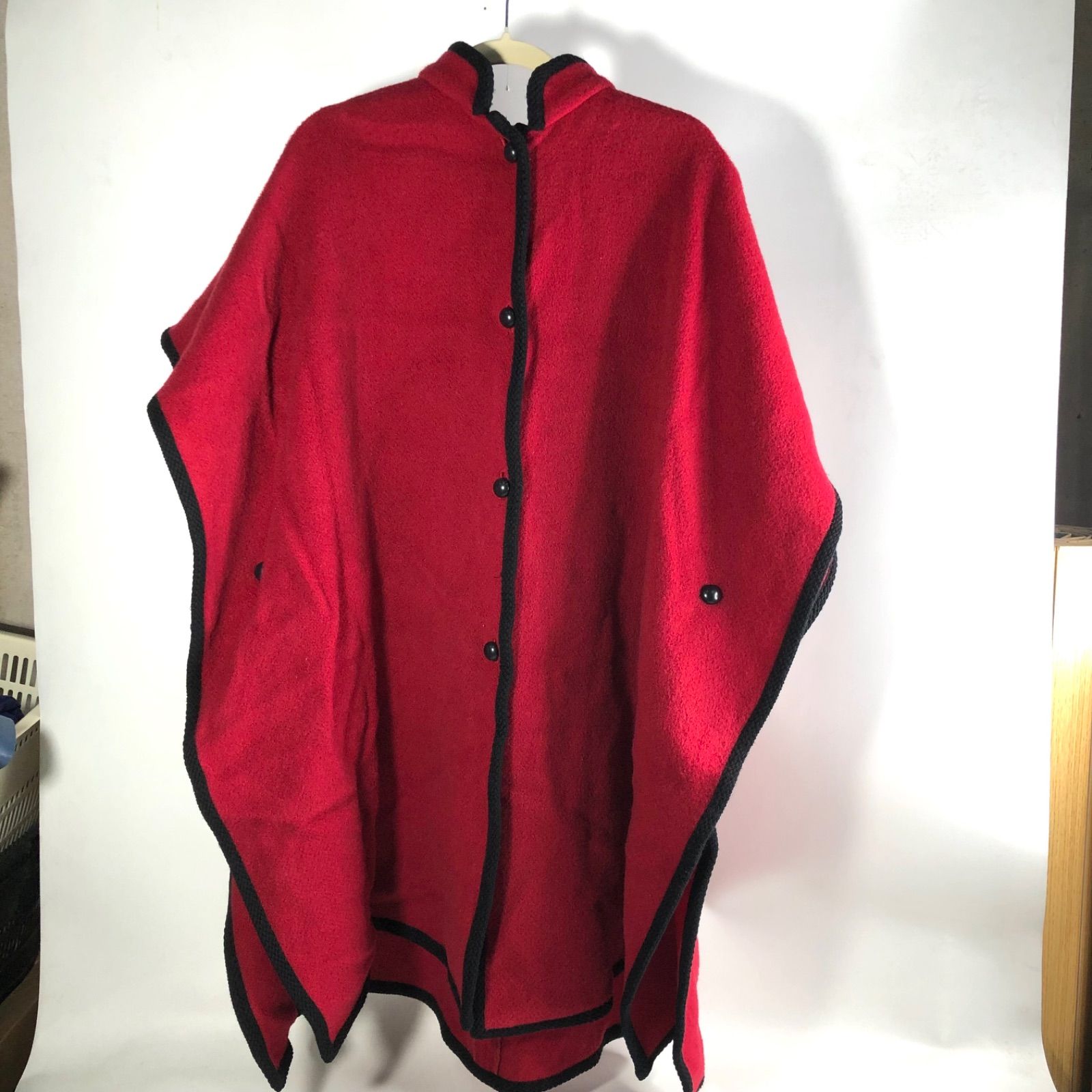 A0924-2-8 YVES SAINT LAUREN ポンチョ 赤い 冬 着丈95cm 身幅93cm