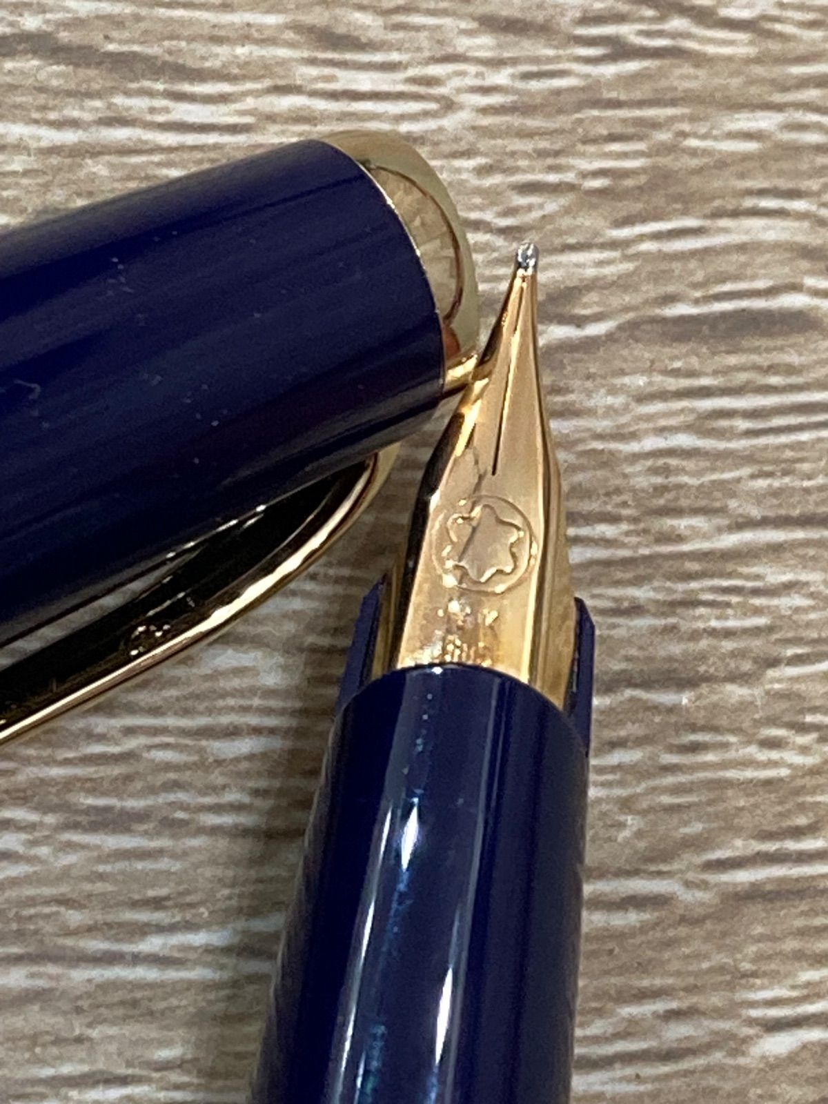 MONTBLANC モンブラン GENERATION 万年筆14K 585 紺 MONTBLANC モンブラン GENERATION 万年筆14K 585 紺