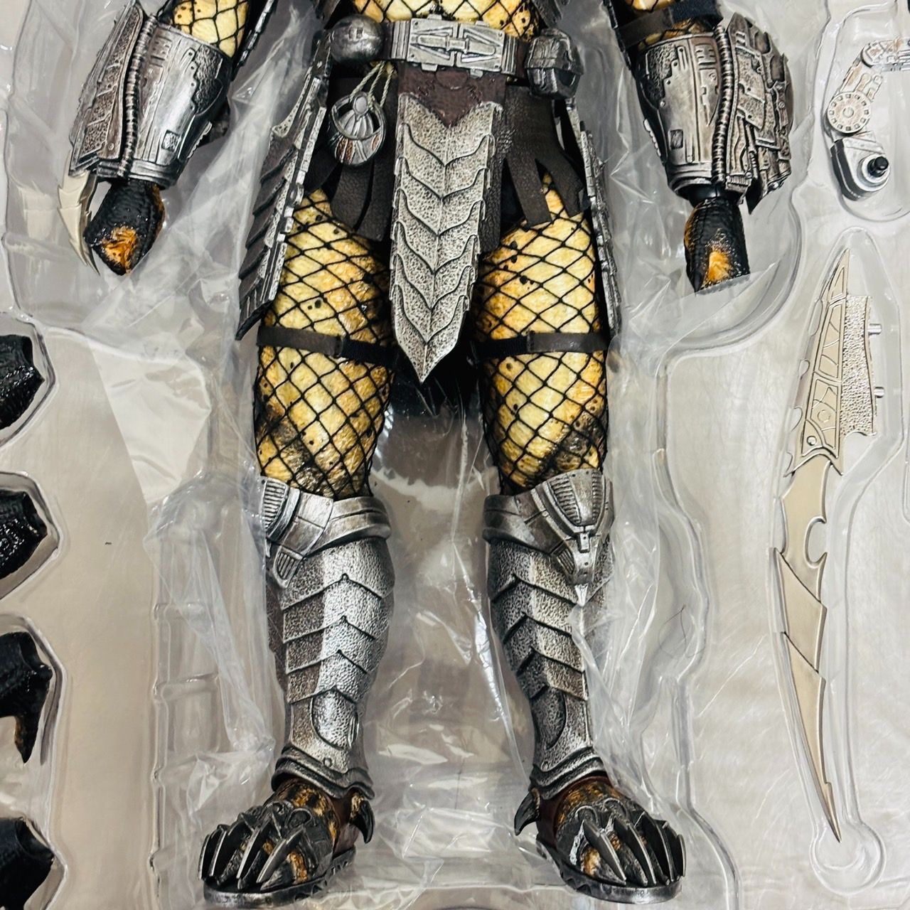 Hottoys ムービーマスターピース ケルティック プレデター 1/6
