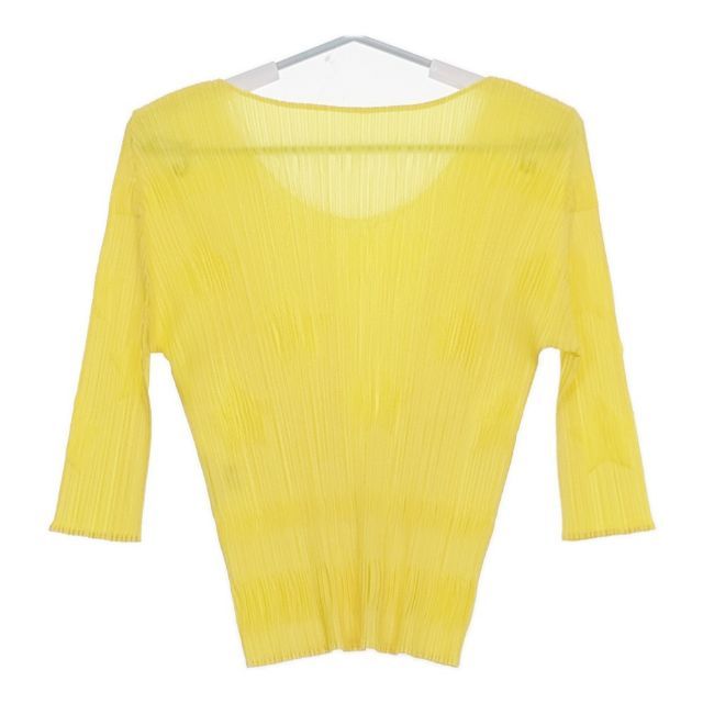 ISSEY MIYAKE イエロー プリーツ長袖トップス PLEATS PLEASE ISSEY MIYAKE（イエロー/黄色系）のフリマ