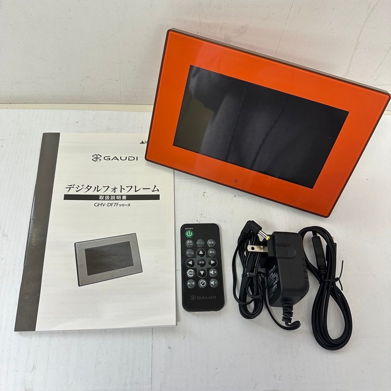 GAUDI DIGITAL PHOTO FRAME GHV-DF7FO 5421 - メルカリ
