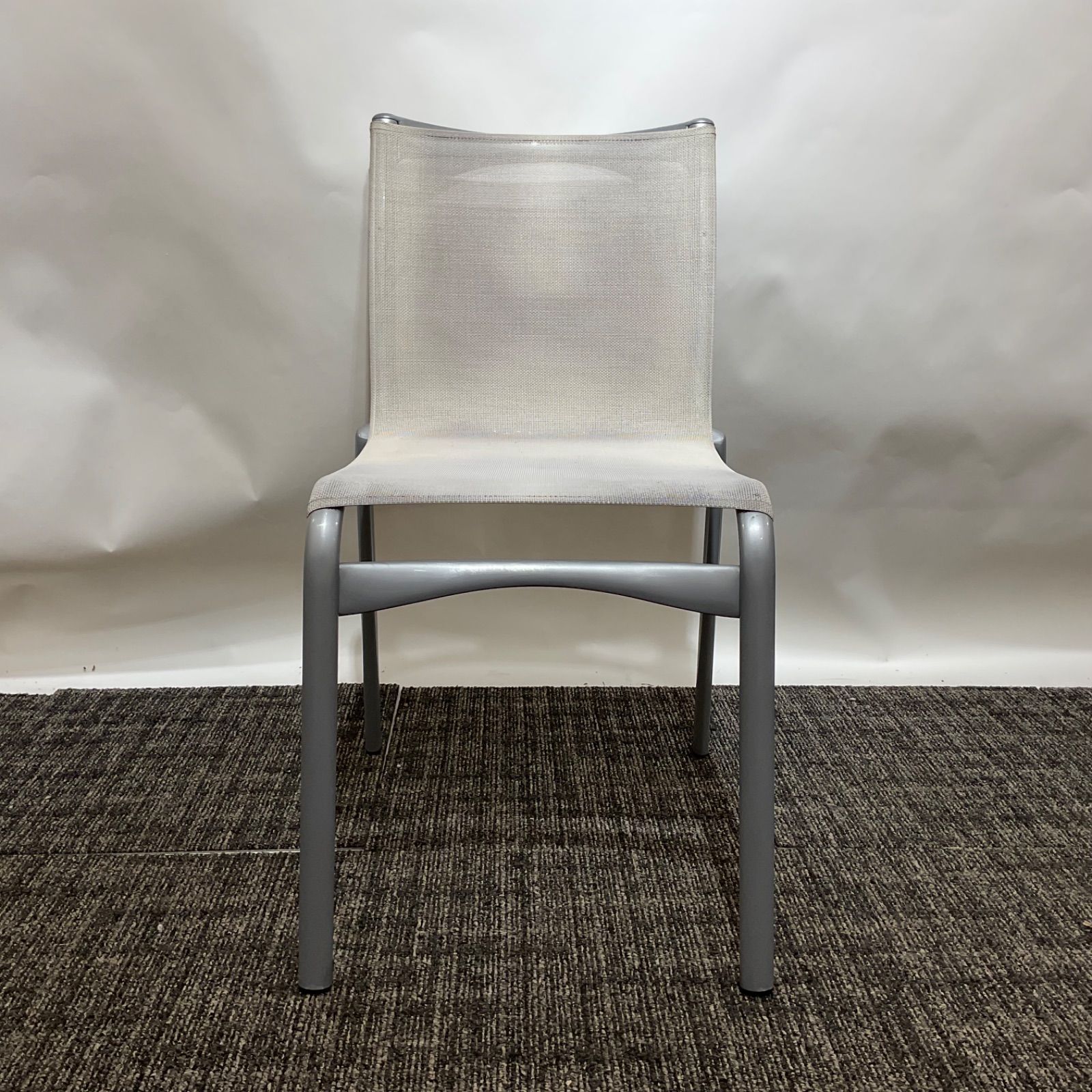 Cassina カッシーナ Alias HIGHFRAME アリアス ハイフレーム スタッキングチェア 使用感あり