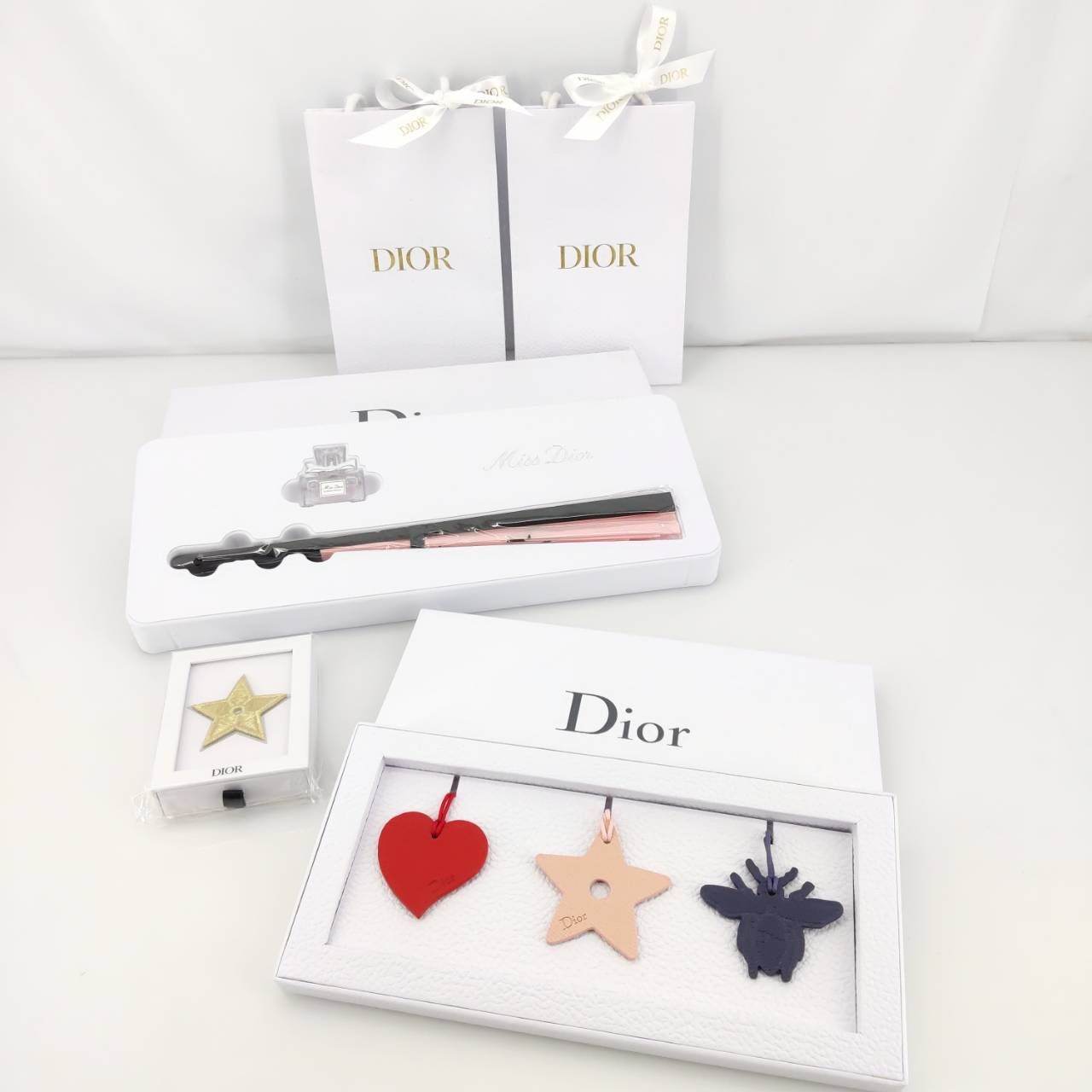 05m0312 【Dior】 ディオール ノベルティまとめ スター ピンバッジ