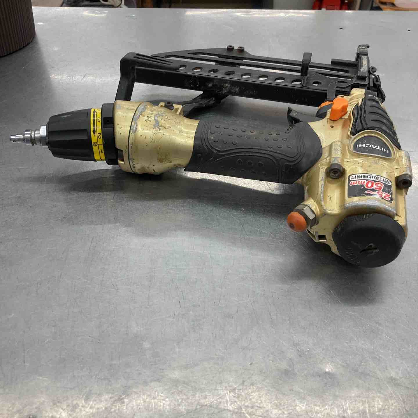 日立工機 高圧フロアタッカ