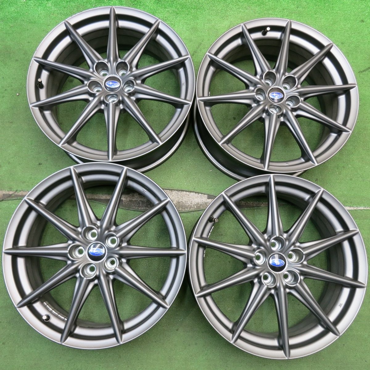 ボルボ 純正 スチールホイール 16インチ(てっちん) v50 v40 v70 ボルボ 純正 スチールホイール 16インチ(てっちん) v50 v40 v70