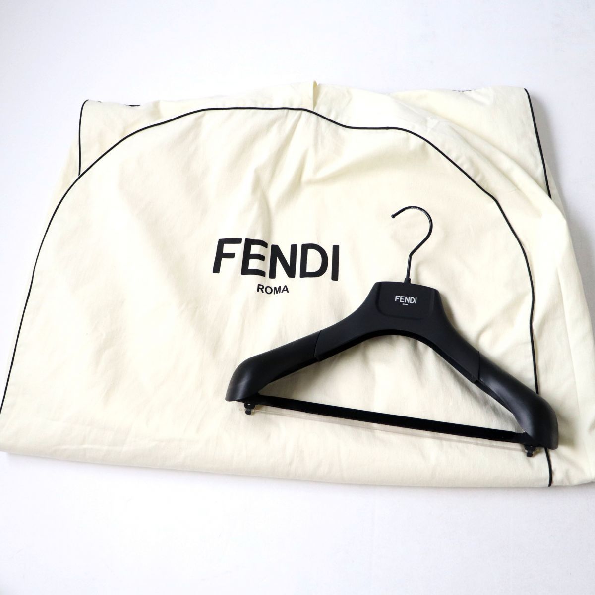 FENDI ハンガー - 衣類ハンガー
