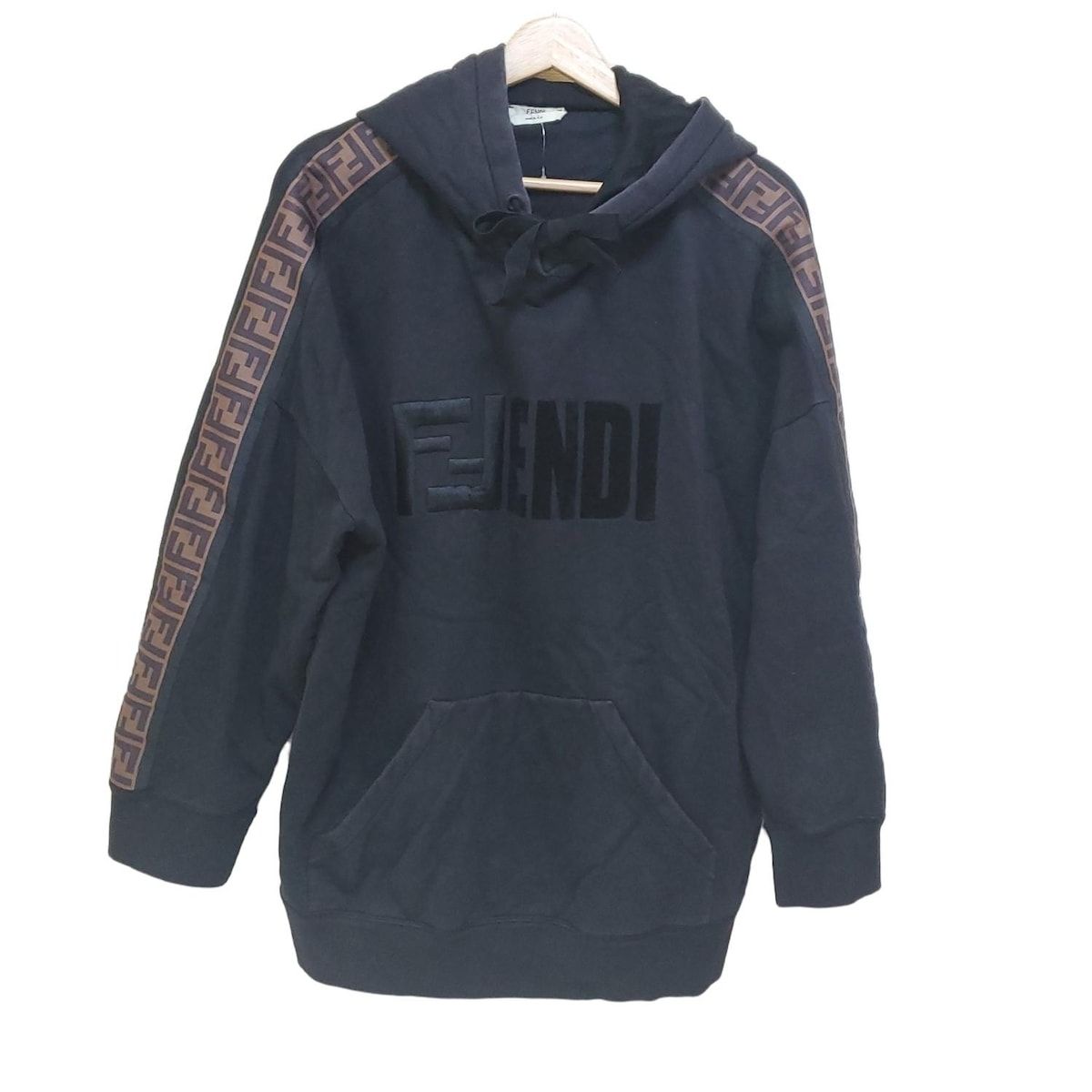 FENDI(フェンディ) パーカー サイズL メンズ - 黒 長袖/ズッカ柄/プル  