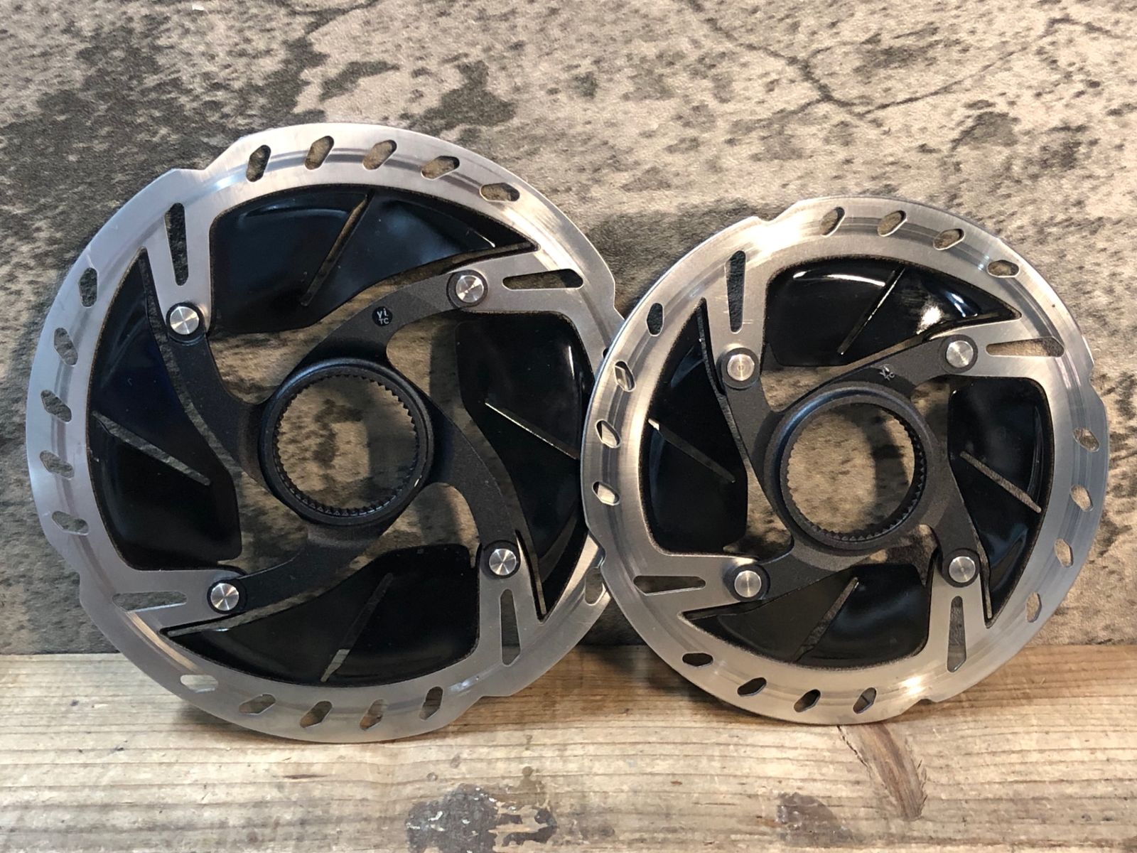 JN060 シマノ SHIMANO SM-RT900 ディスクブレーキ ローター Φ160|140 実測1.8mm