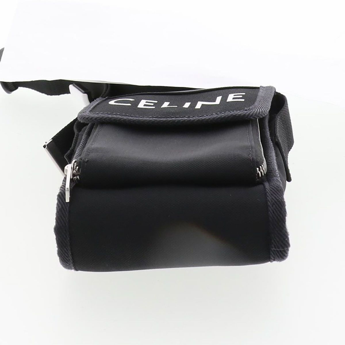 CELINE セリーヌ フラップ付き モバイルポーチ ショルダーバッグ