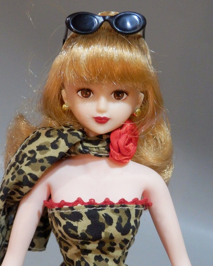 激安通販の フォトジェニックジェニー タカラ ジェニーフレンド 09系 シオン 人形