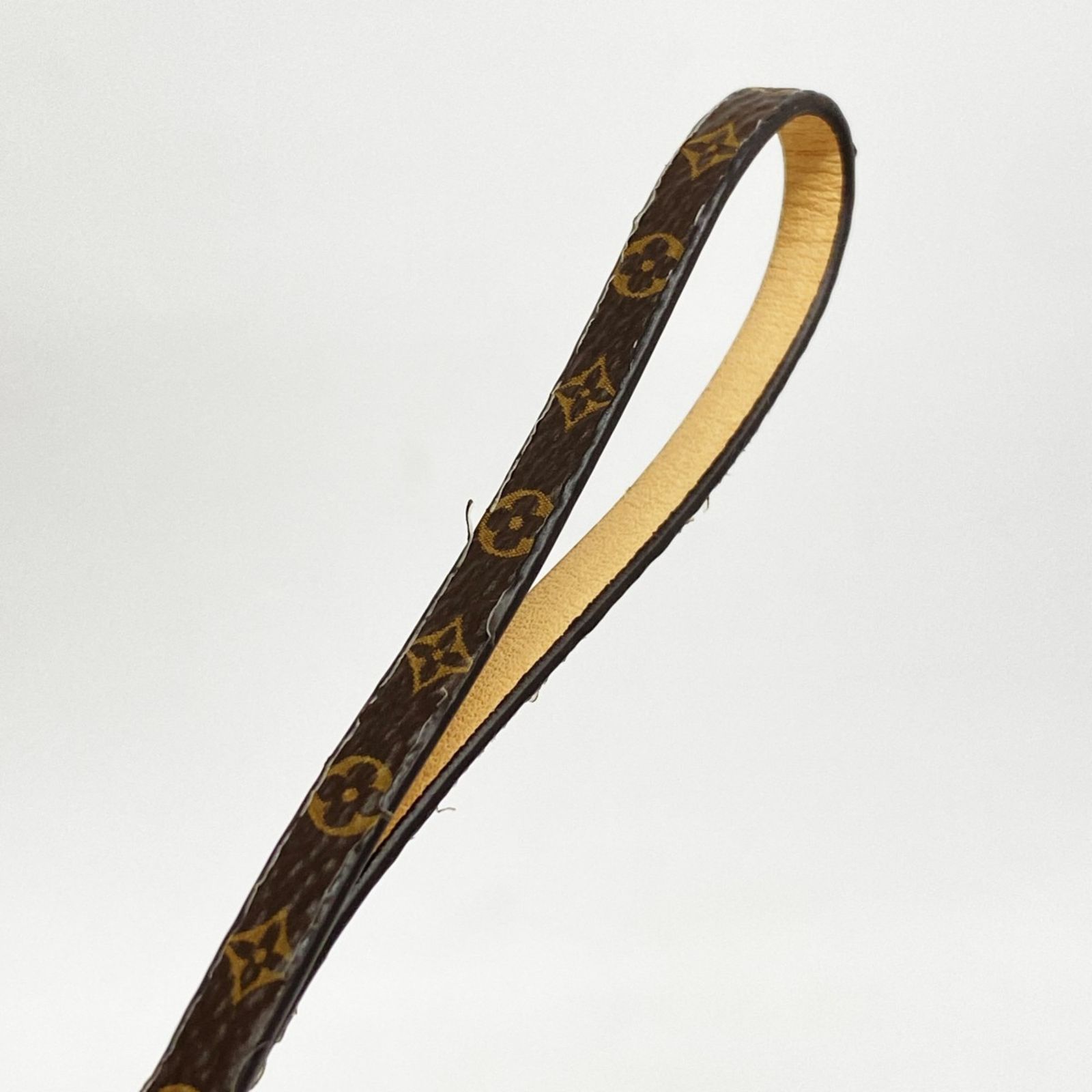 新品 LV キーホルダー・チェリーブロッサム M02485 ルイヴィトン　村上隆 新品未使用ルイヴィトン 村上隆 チェリーブロッサムキーホルダー