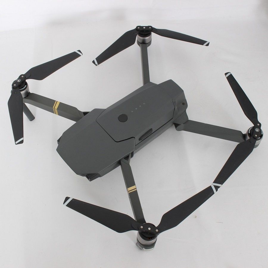 DJI Mavic Pro MAVP 予備バッテリーやゴーグルなどアクセサリー多数あり ドローン マビックプロ 本体 DJI Mavic Pro MAVP 予備バッテリーやゴーグルなどアクセサリー