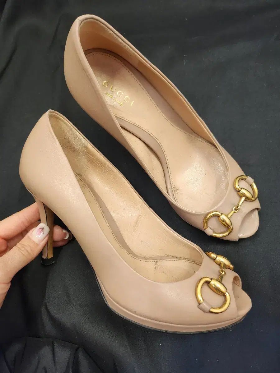 GUCCI(グッチ) バックル ハイヒール サンダル 36 サイズ (純正 GUCCI(グッチ) バックル ハイヒール サンダル 36 サイズ (純正