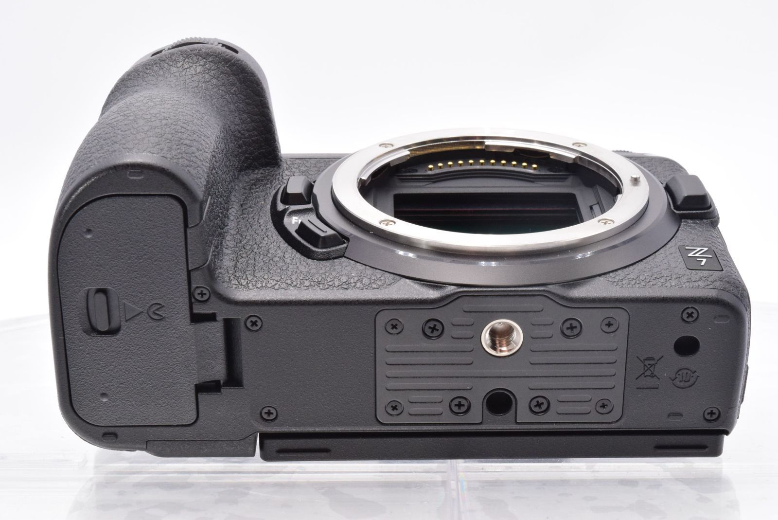 シャッター回数80回] Nikon ミラーレスカメラ 一眼 Z7 ボディ