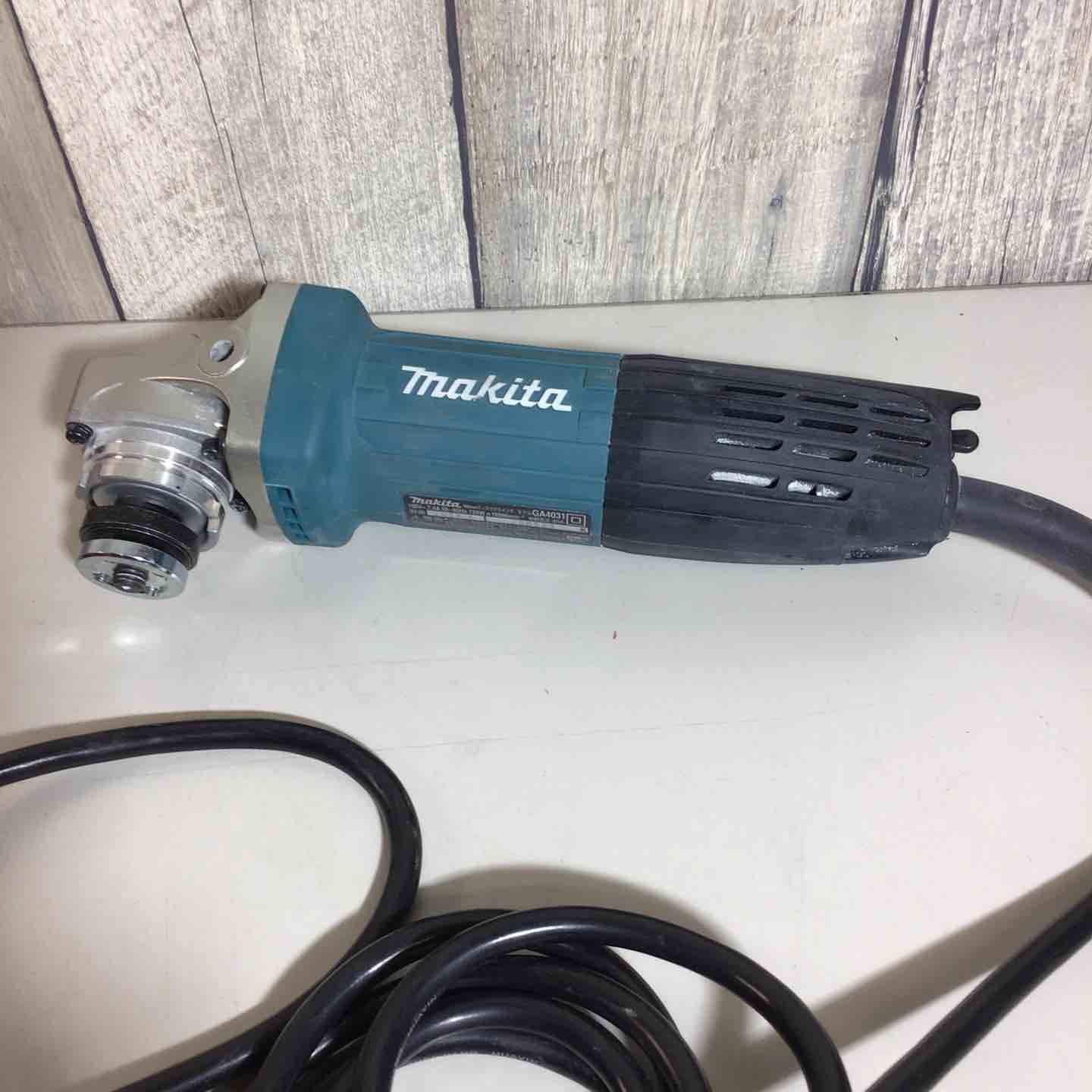 マキタ makita 100mmディスクグラインダー GA4031 戸田店