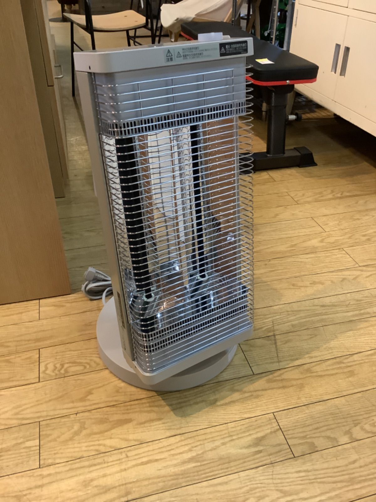 セラムヒーター ERFT11ZSE2 遠赤外暖房機 ジャパンゴールド