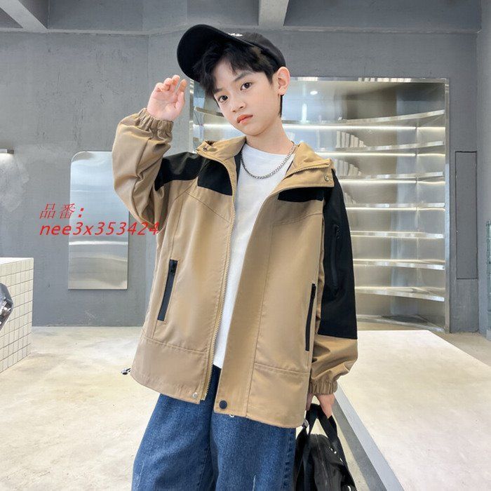 子供服 ジャンパー
