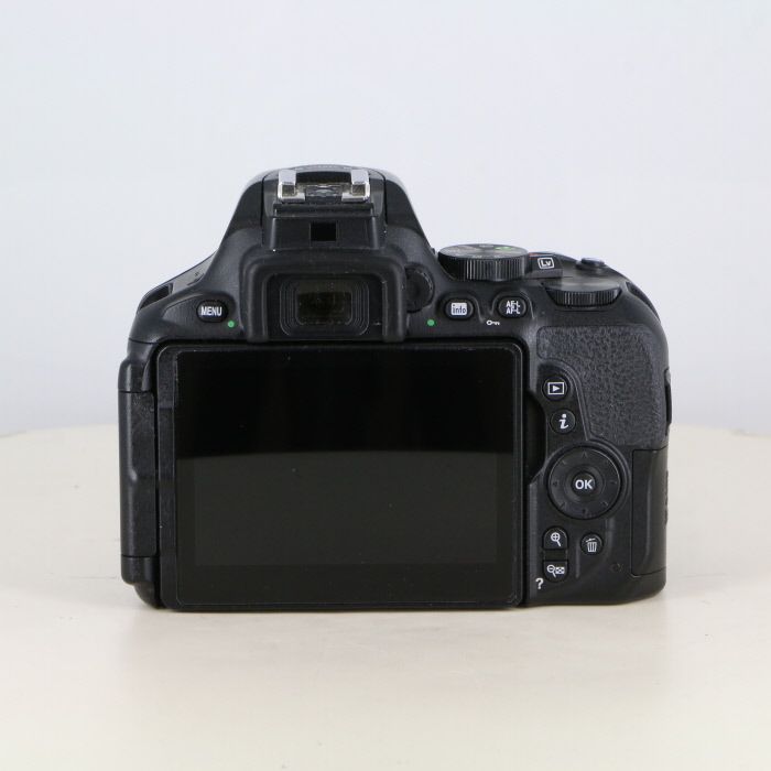 Nikon ニコン D5600 ボディ◆2991 □ 美品 □ ニコン Nikon D5600 ボディ ≪S数15883回≫ - メルカリ
